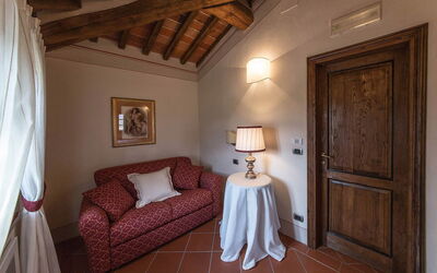 Accommodation:&nbsp;Camera 5