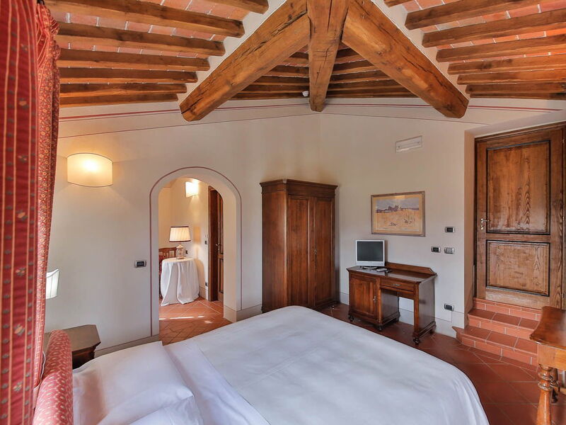 Accommodation:&nbsp;Camera 5