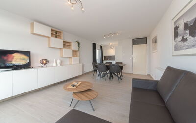 Accommodation:&nbsp;Astrid 703 with Seaview 410.6