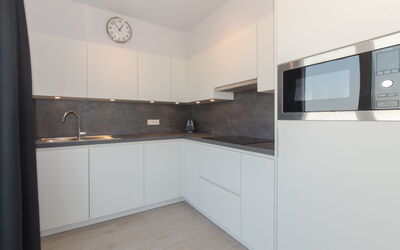 Accommodation:&nbsp;Astrid 703 with Seaview 410.6