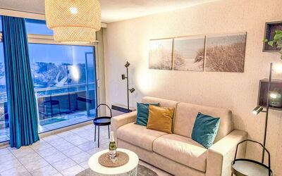 Accommodation:&nbsp;Studio 806 with Balcony 410.2