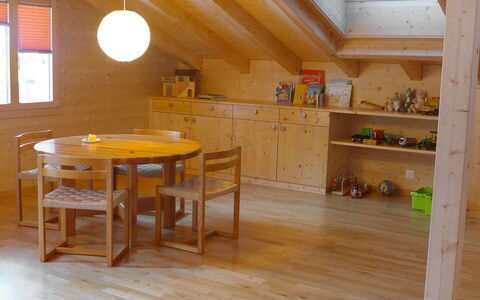 Chalet Almisgässli: Table, Furniture, Property, Window, Wood, Shelf, Interior Design, Floor, Flooring, Hall