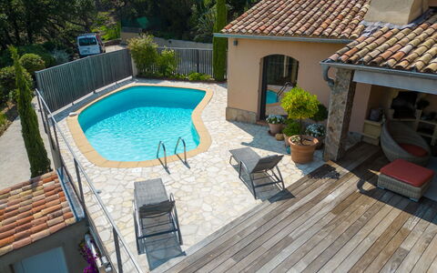 Le Pas de Courtin: Water, Property, Furniture, Building, Swimming Pool, Plant, Outdoor Furniture, Chair, Lighting, Interior Design
