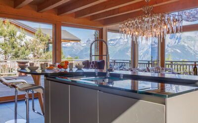 Accommodation:&nbsp;Woovim 14 654.3