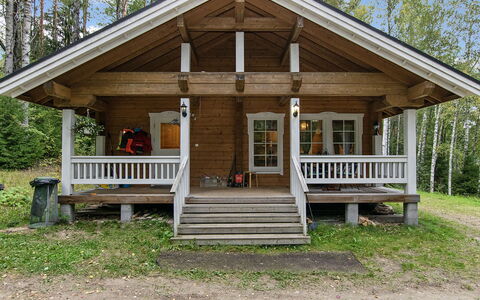 Mökki Mikkola: Cottage, House, Home, Garden Buildings, Siding, Log Cabin, Farmhouse, Estate, Shed, Yard