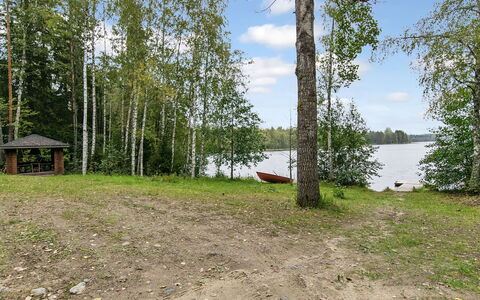 Mökki Mikkola: Cottage, House, Home, Garden Buildings, Siding, Log Cabin, Farmhouse, Estate, Shed, Yard