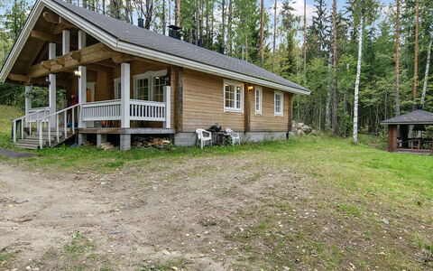 Mökki Mikkola: Cottage, House, Home, Garden Buildings, Siding, Log Cabin, Farmhouse, Estate, Shed, Yard