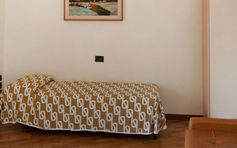 Gargnano 250: Furniture, Bed, Room, Bedroom, Interior Design, Bed Frame, Floor, Textile, Bed Sheet, Bedding