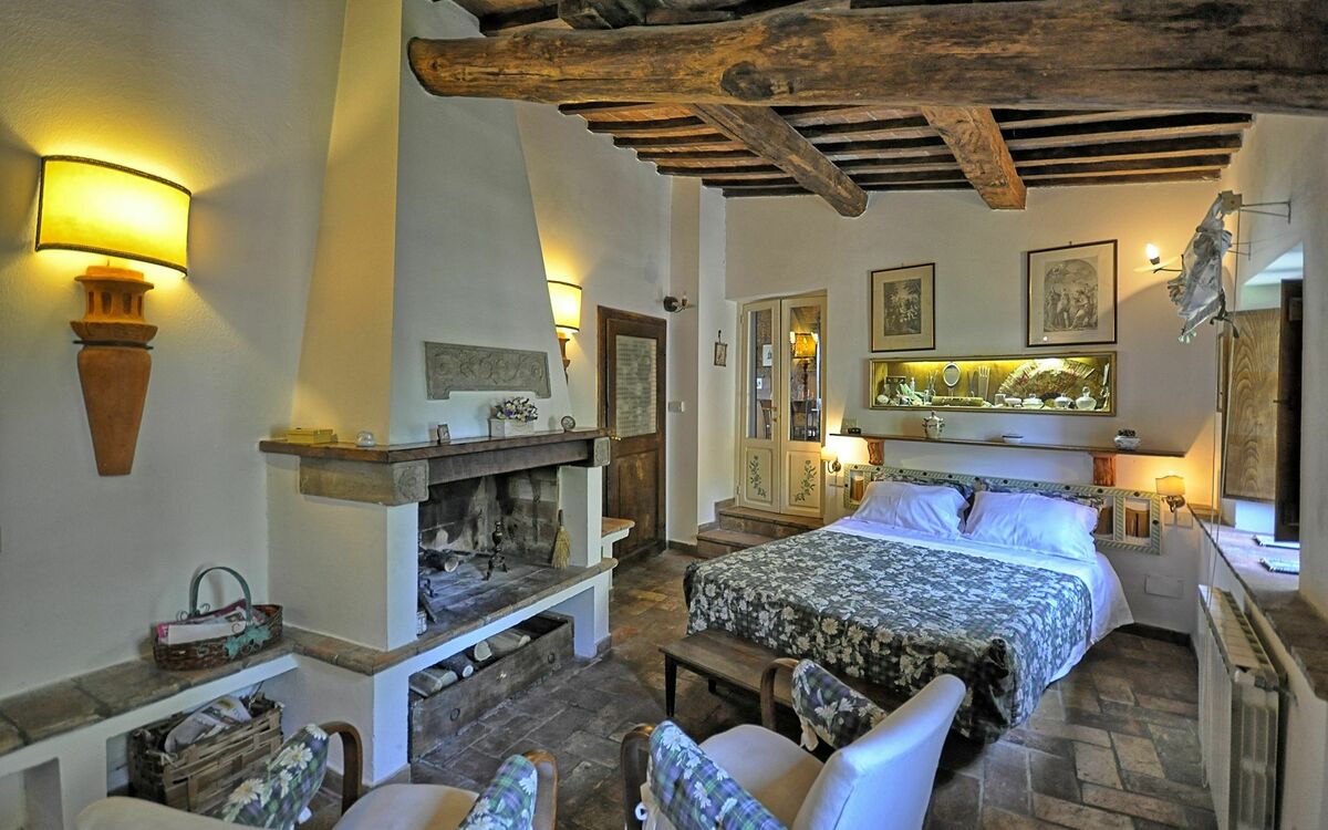 Accommodation:&nbsp;Viterbese 2