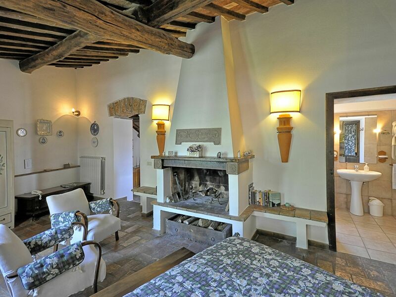 Accommodation:&nbsp;Viterbese 2