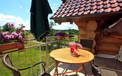 Grosserlach 100: Building, Plant, Property, Sky, Cloud, Flower, Outdoor Furniture, Shade, Wood, Table