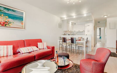 Accommodation:&nbsp;Terrasses D'Emeraude 153.7