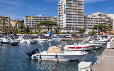 Sainte Maxime 148: Boat, Watercraft, Building, Marina, Boats And Boating--Equipment And Supplies, Apartment, Port, Channel, Ship, Condominium