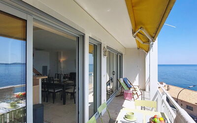 Accommodation:&nbsp;Le Palais de la Mer 148.4