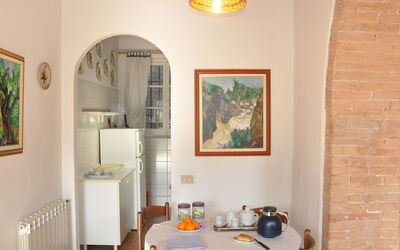 Accommodation:&nbsp;La Ginestra 300.4