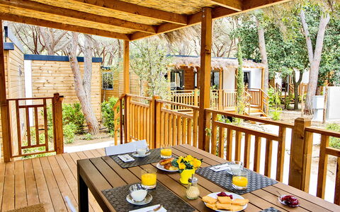Castiglione della Pescaia 125: Table, Tableware, Property, Furniture, Plant, Wood, Interior Design, Chair, Porch, Outdoor Furniture