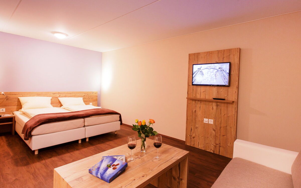 Accommodation:&nbsp;Wohntel 100.17