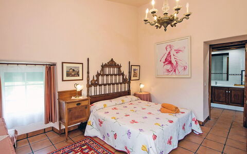 Can Trullas: Property, Furniture, Picture Frame, Cabinetry, Building, Decoration, Wood, Textile, Comfort, Lighting