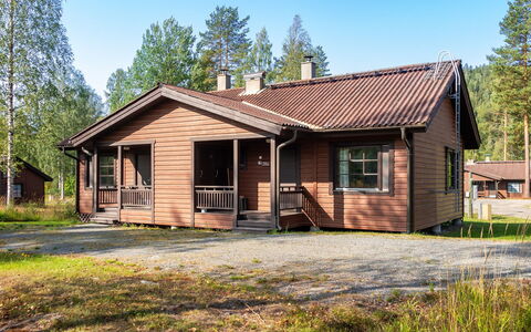 Tahkon Rentola Aarne: Cottage, House, Home, Garden Buildings, Siding, Log Cabin, Farmhouse, Estate, Shed, Yard