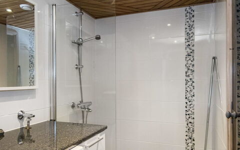 Tahkon Rentola Bertta: Apartment, Condominium, Swimming Pool, Dock, Marina, Resort, Hotel, Resort Town, Walkway