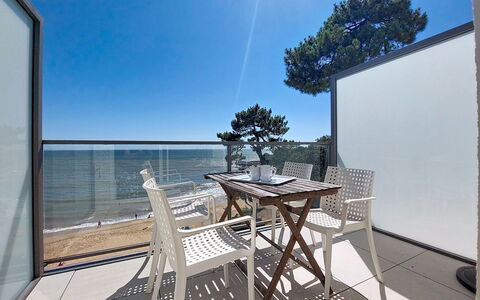 Le Platin: Sea, Ocean, Coast, Balcony, Shade, Beach, Outdoor Furniture, Bay