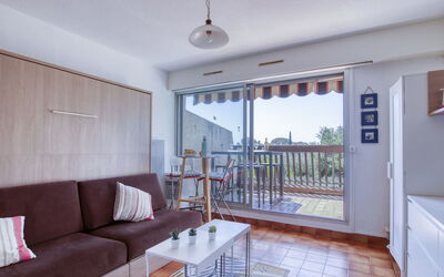 Accommodation:&nbsp;Le Bali 207.3