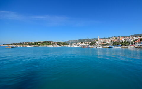 Novi Vinodolski 117: Body Of Water, Blue, Sky, Sea, Water, Ocean, Water Resources, Coast, Daytime, Azure