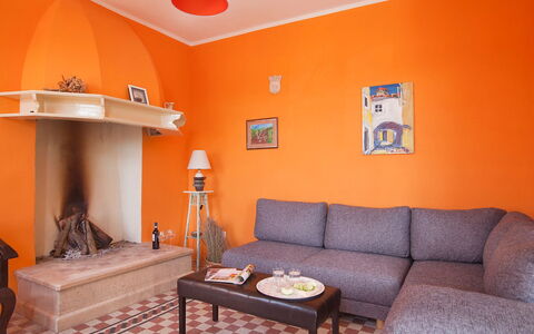Bea: Room, Orange, Living Room, Property, Furniture, Yellow, Interior Design, Red, Ceiling, Wall