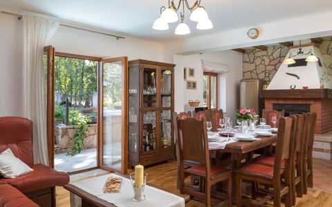Villa Dalmatica Moderna: Room, Property, Furniture, Interior Design, Dining Room, Building, Ceiling, Living Room, Table, House