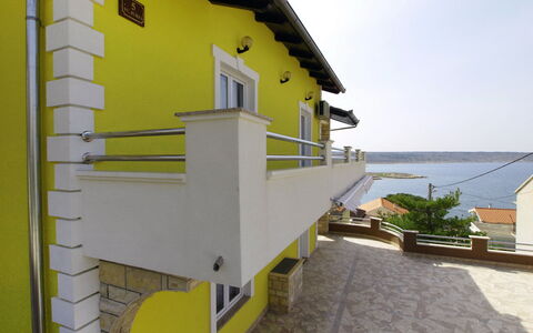 Novigrad (Zadar) 126: Plant, Building, Property, Sky, Window, Shade, Wood, House, Yellow, Water