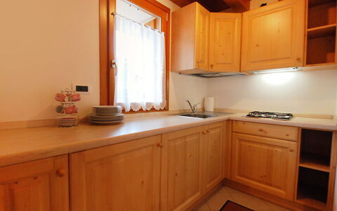 Albergo Diffuso - Cjasa Paron Cilli: Cabinetry, Countertop, Furniture, Room, Kitchen, Property, Building, Sink, Interior Design, Cupboard