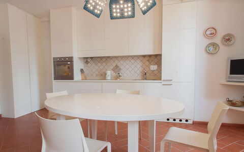 Rio Marina 400: Room, Property, Furniture, Interior Design, Ceiling, Floor, Building, Countertop, Tile, House