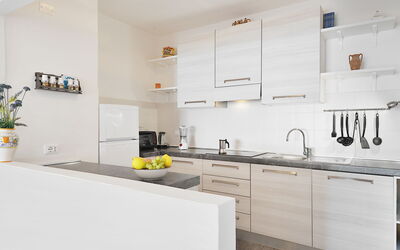 Accommodation:&nbsp;Mimose 2 400.9