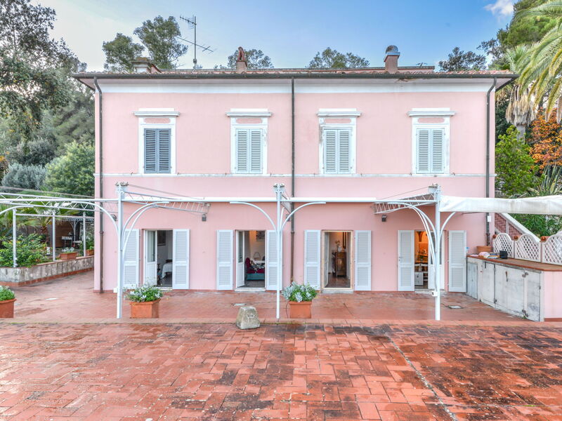 Accommodation:&nbsp;Villa le Palme 400.11