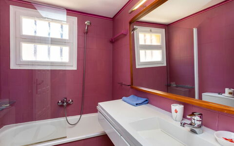 Bella Vista: Tap, Property, Plumbing Fixture, Window, Bathtub, Bathroom Sink, Building, Sink, Bathroom Cabinet, Purple