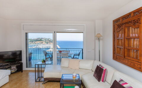 Bella Vista: Couch, Furniture, Table, Azure, Comfort, Interior Design, Building, Wood, Architecture, Studio Couch
