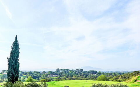 Les Terrasses D'Arcangues: Sky, Blue, Green, Nature, Natural Environment, Grass, Natural Landscape, Vegetation, Grassland, Ecoregion