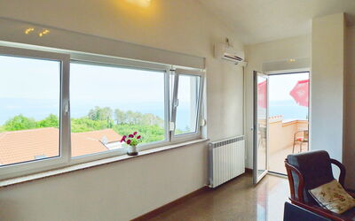 Accommodation:&nbsp;Tihomir 100.3
