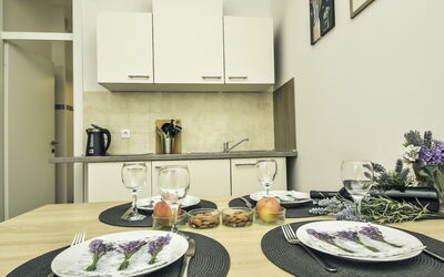 Accommodation:&nbsp;Snježana 103.4
