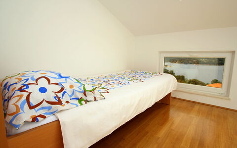 Gabriela: Bedroom, Bed, Furniture, Room, Bed Frame, Property, Bed Sheet, Floor, Wood Flooring, Wall