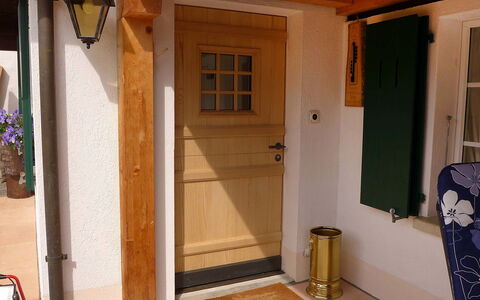 Chalet Jrene: Property, Room, Door, House, Home Door, Architecture, Building, Home, Wood, Floor