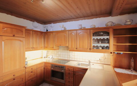 Eisele: Kitchen, Flooring, Cabinetry, Countertop, Interior Design, Wood, Kitchen Appliance, Floor, Ceiling, Furniture