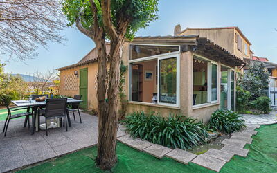 Accommodation:&nbsp;Les Mas de Cogolin 107.5