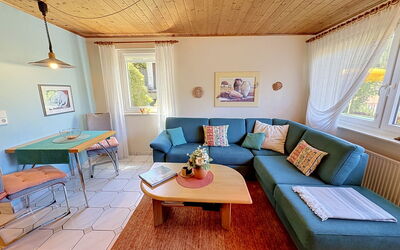Accommodation:&nbsp;Maier 100.1
