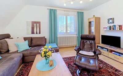 Accommodation:&nbsp;Maier 100.2