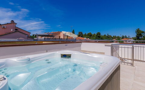 Umag 115: Sky, Water, Property, Building, Swimming Pool, Azure, Outdoor Furniture, Shade, Cloud