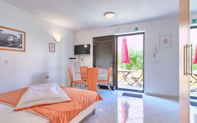 Accommodation:&nbsp;Villa Alpa 115.3
