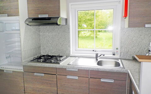 Den Oever: Room, Property, Countertop, Cabinetry, Kitchen, Furniture, Tile, Sink, Interior Design, Drawer