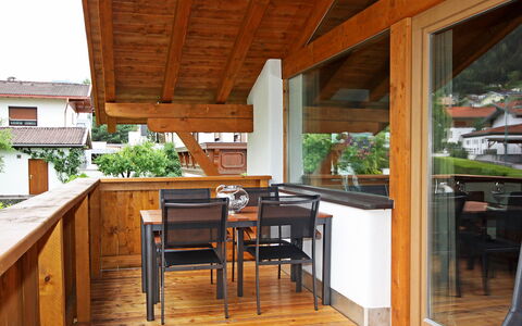 Lanner: Room, Building, Property, Furniture, House, Hardwood, Wood Stain, Home, Interior Design, Real Estate