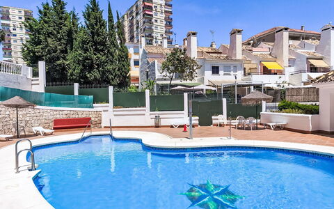 Benalmádena Costa 121: Apartment, Residential Area, Urban Design, Condominium, Balcony, Hotel, Swimming Pool, Resort